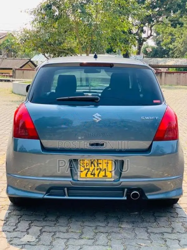 Suzuki Swift 2006 Car (Used)