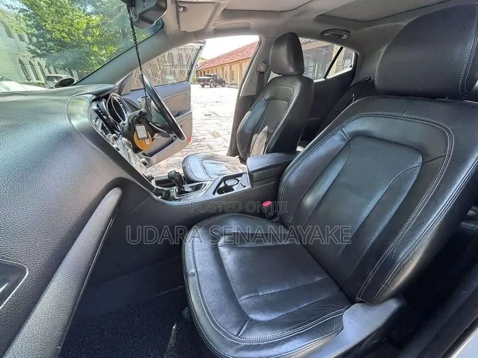 Kia Optima 2011 Car (Used)