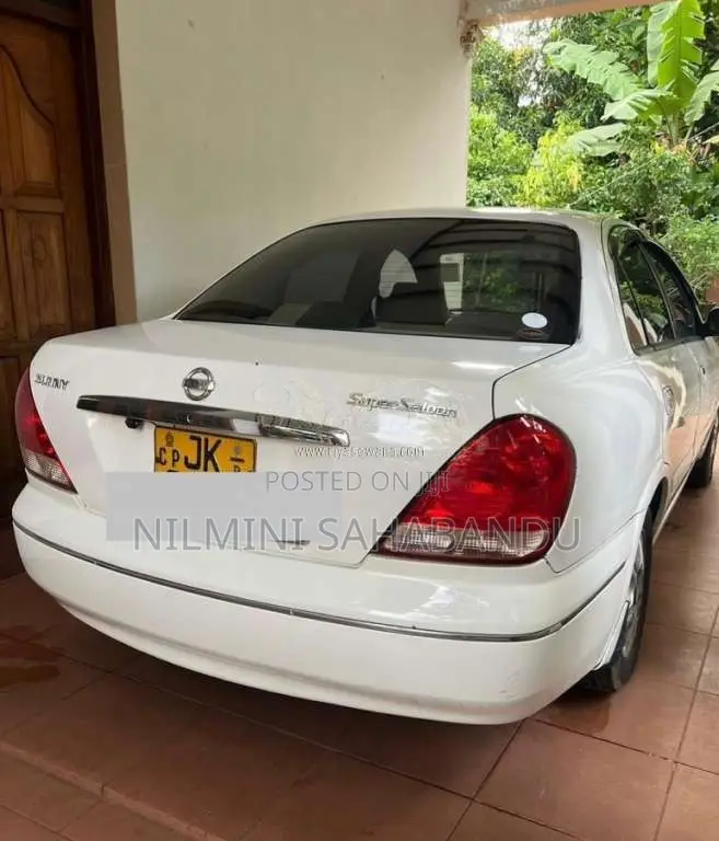 Nissan N16 2004 Car (Used)