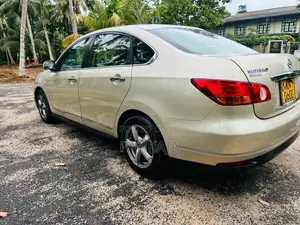 Nissan G11 2007 Car (Used)
