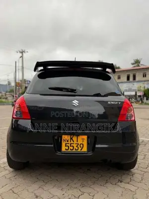 Suzuki Swift 2010 Car (Used)