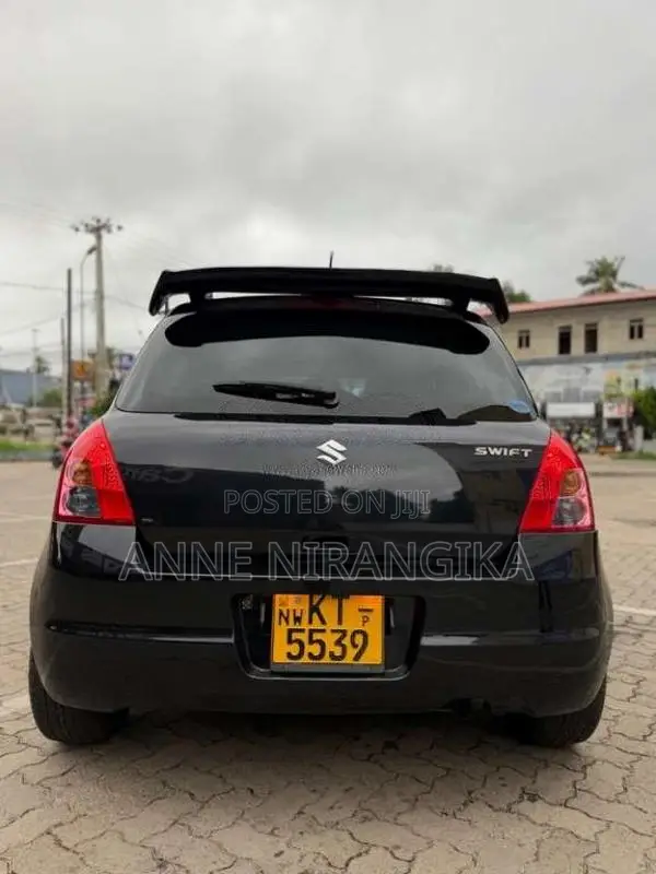 Suzuki Swift 2010 Car (Used)