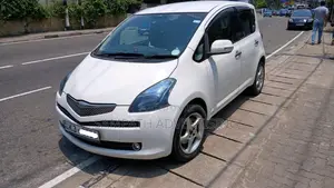 Toyota Ractis 2010 Car (Used)