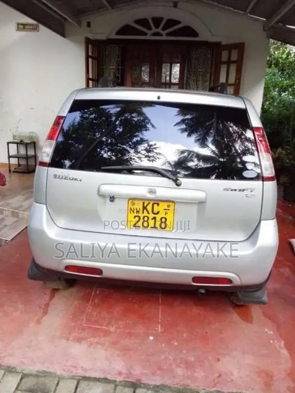 Suzuki Swift 2004 Car (Used)