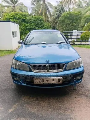 Nissan N16 2004 Car (Used)