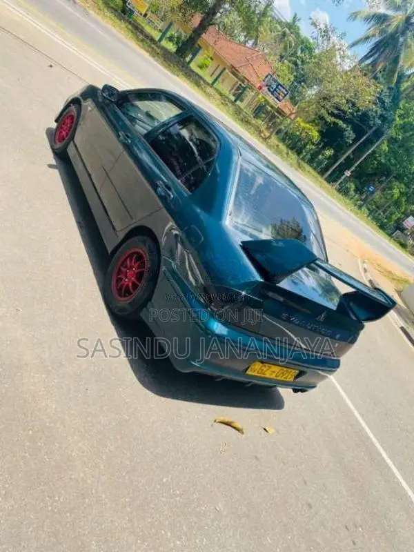 Mitsubishi Lancer 2002 Car (Used)