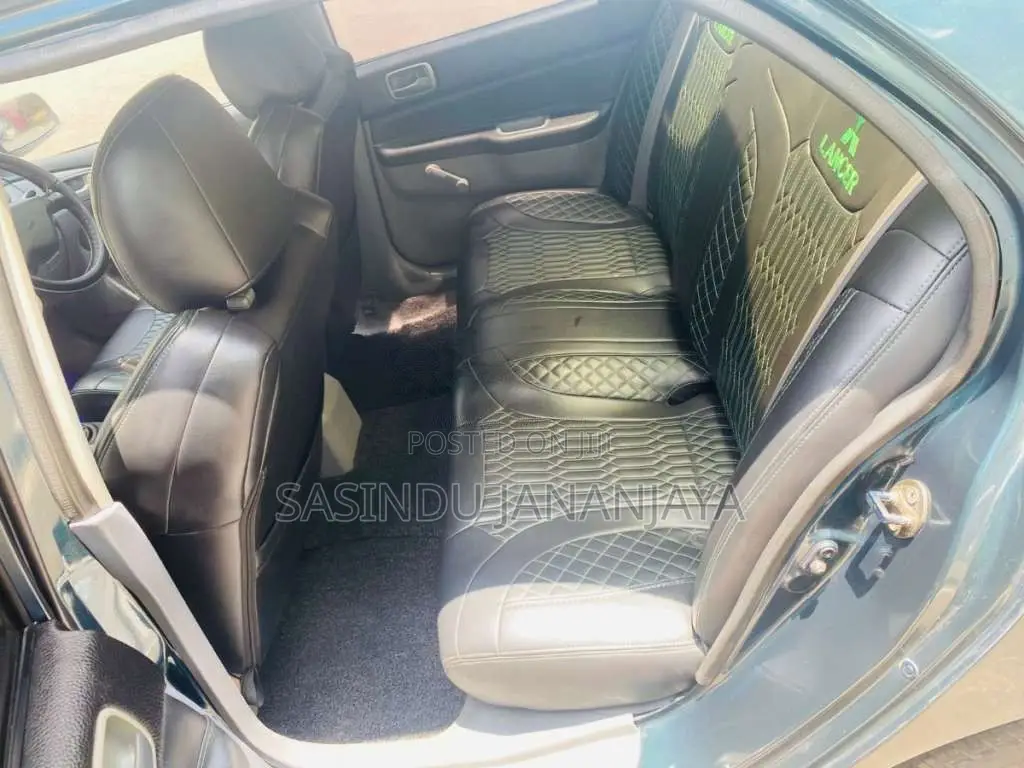 Mitsubishi Lancer 2002 Car (Used)