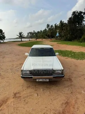 Toyota Crown 1984 Car (Used)