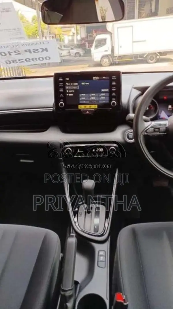 Toyota Yaris 2023 Car (Used)