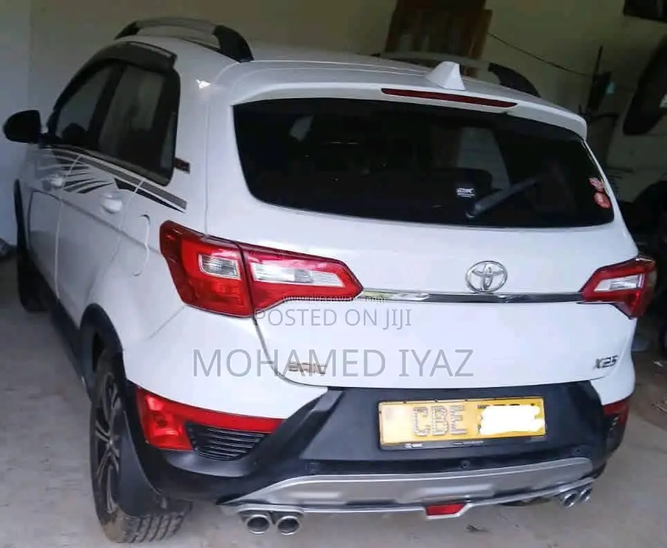 Micro X25 2018 Car (Used)