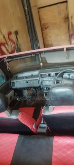 Volvo Volvo 1990 Car (Used)