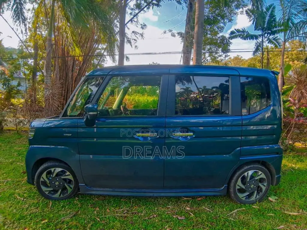 Suzuki Spacia 2024 Car (Used)