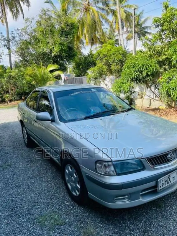Nissan FB15 2004 Car (Used)