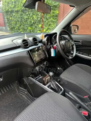 Suzuki Swift 2017 Car (Used)