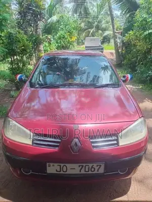 Renault Clio 2004 Car (Used)
