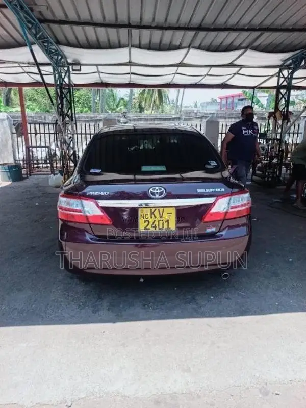 Toyota Premio 2013 Car (Used)