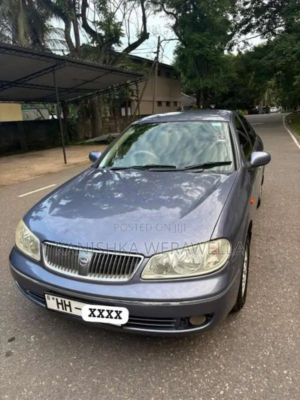 Nissan N17 2003 Car (Used)