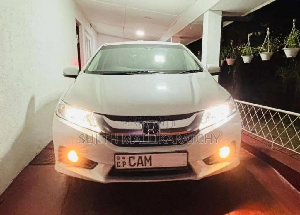 Honda Grace 2015 Car (Used)