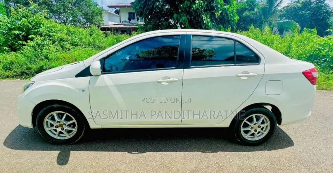 Perodua Bezza 2017 Car (Used)