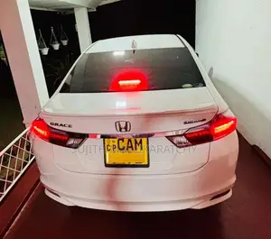 Honda Grace 2015 Car (Used)