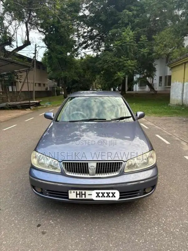 Nissan N17 2003 Car (Used)
