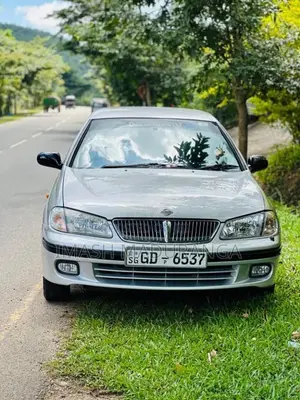Nissan N16 2000 Car (Used)