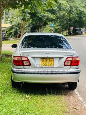 Nissan N16 2000 Car (Used)