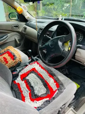 Nissan N16 2000 Car (Used)