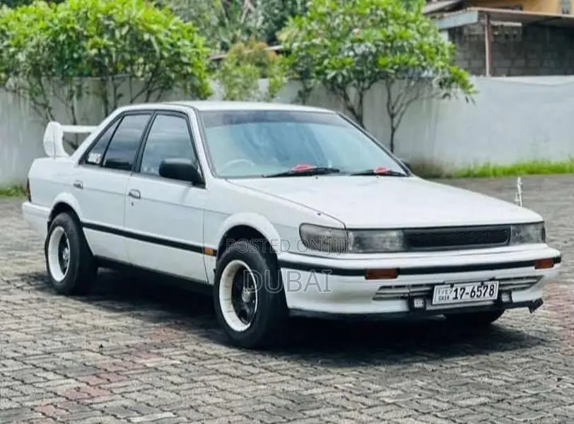 Nissan Nissan 1990 Car (Used)