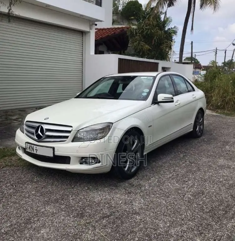 Mercedes-Benz C180 2012 Car (Used)