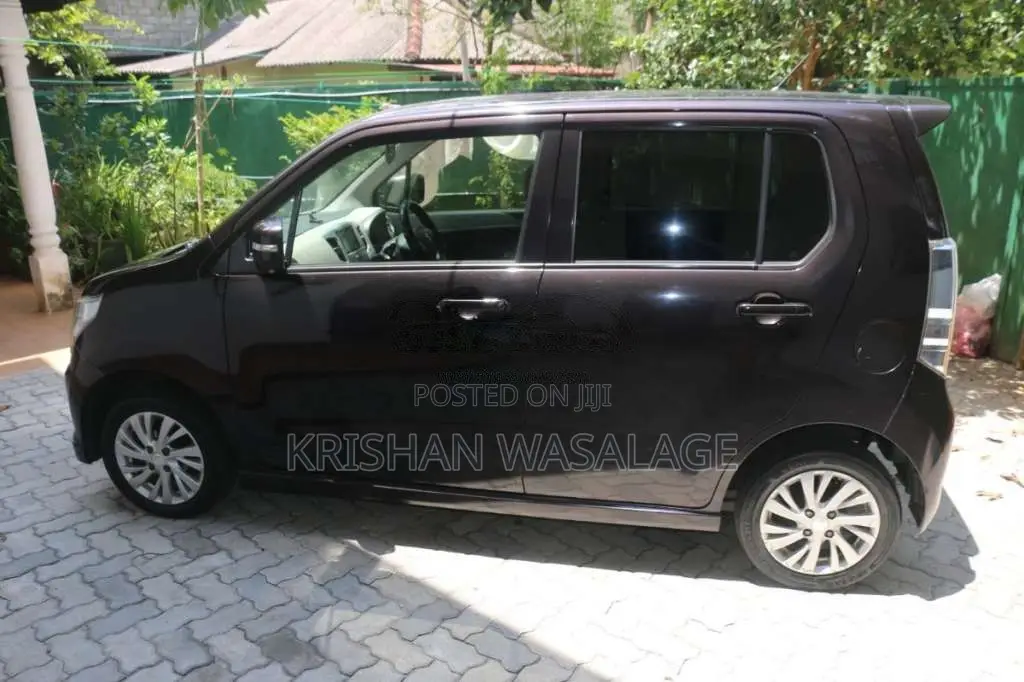 Suzuki Wagon R FZ 2014 Car (Used)