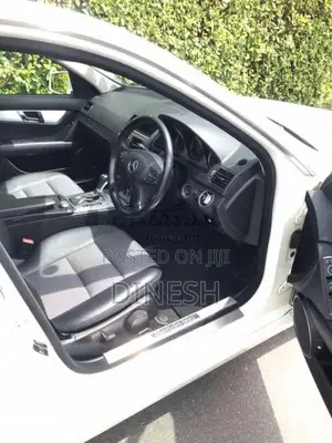 Mercedes-Benz C180 2012 Car (Used)