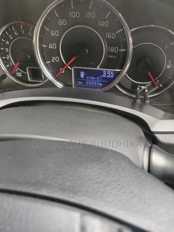 Toyota Axio 2019 Car (Used)