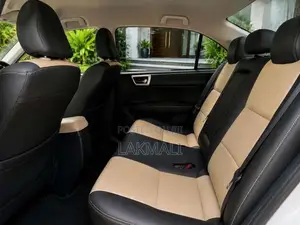 Toyota Axio G Grade 2017 Car (Used)