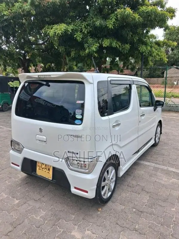 Suzuki Wagon R Stingray 2017 Car (Used)