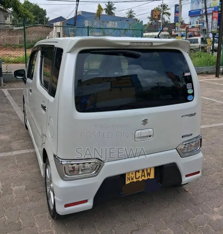 Suzuki Wagon R Stingray 2017 Car (Used)