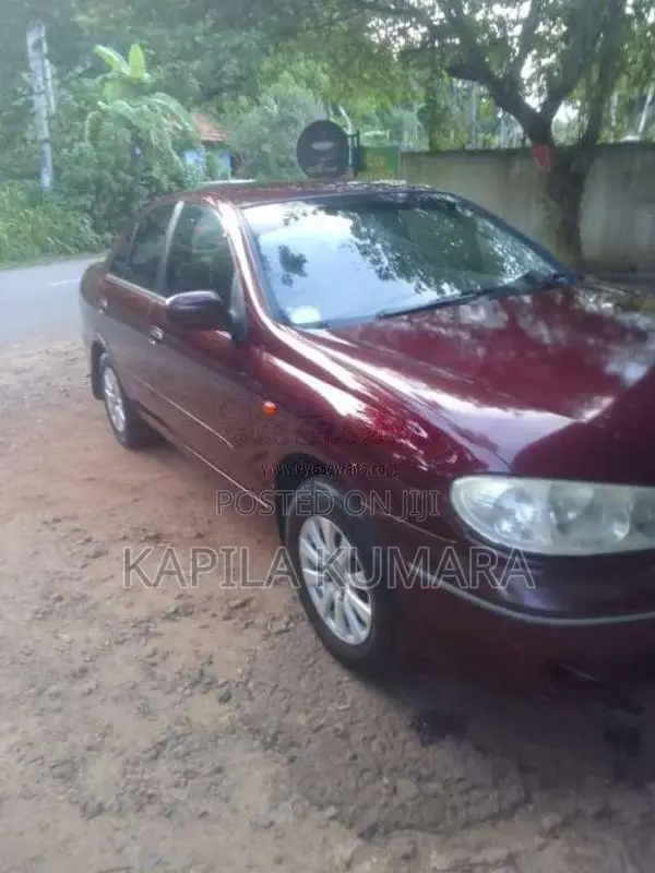 Nissan N17 2007 Car (Used)