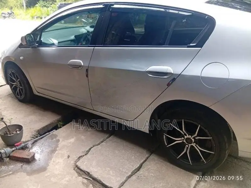 Honda Insight 2011 Car (Used)