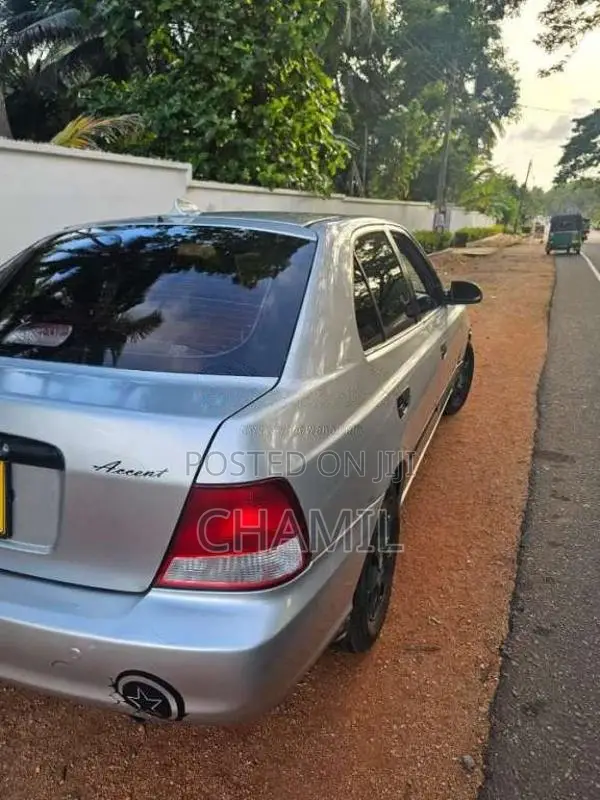 Hyundai Accent GLS 2001 Car (Used)