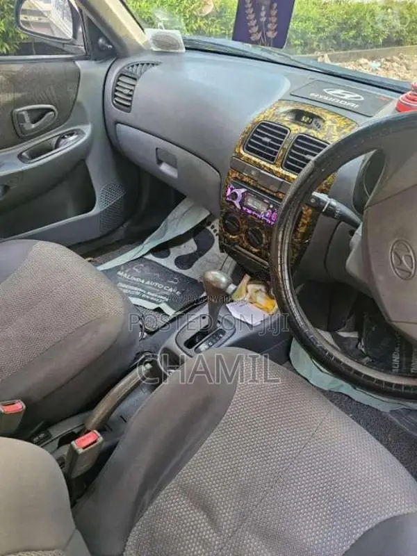 Hyundai Accent GLS 2001 Car (Used)
