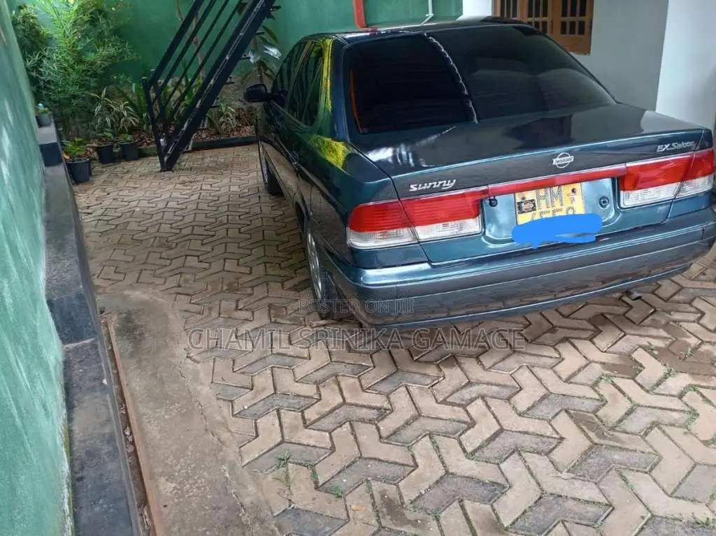 Nissan FB15 2002 Car (Used)