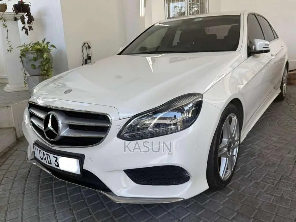 Mercedes-Benz E300 Bluetec Hybrid AMG 2013 Car (Used)