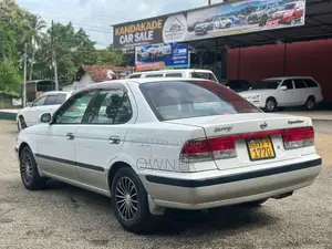 Nissan Sunny FB15 2001 Car (Used)