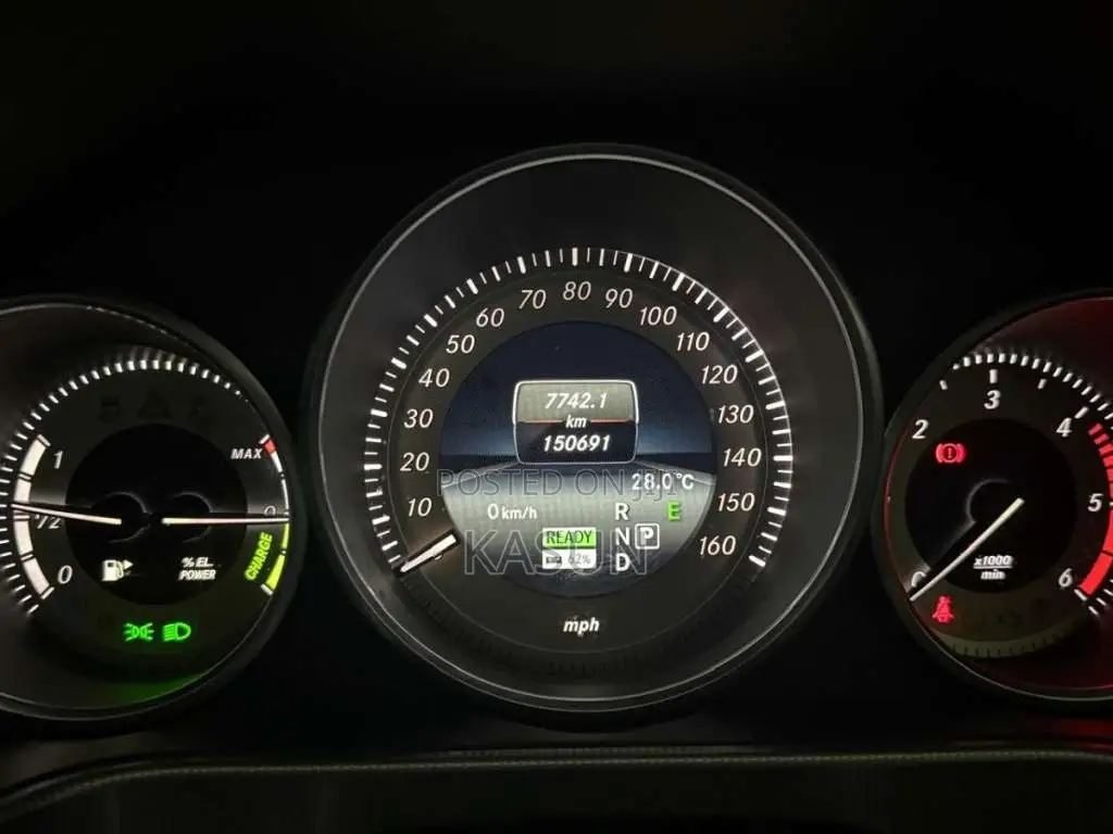 Mercedes-Benz E300 Bluetec Hybrid AMG 2013 Car (Used)