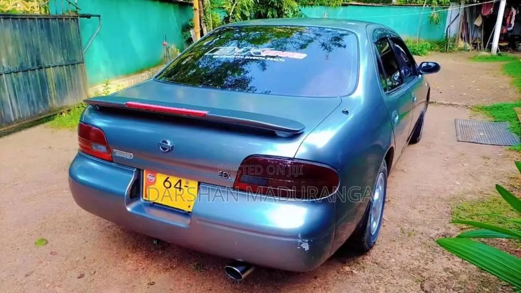 Nissan BlueBird 1997 Car (Used)