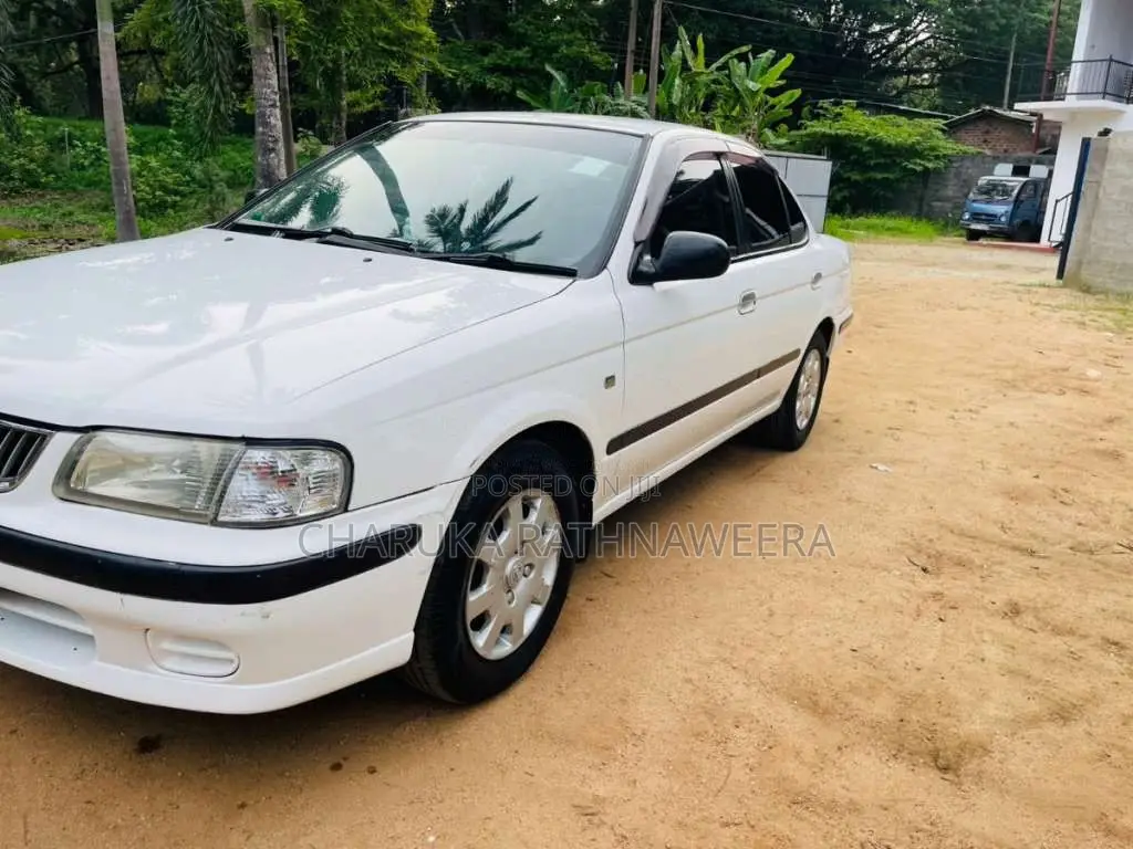 Nissan FB15 2000 Car (Used)