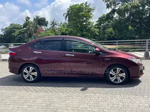 Honda Grace Ex 2015 Car (Used)