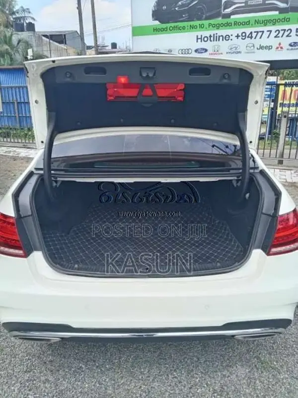 Mercedes-Benz E300 Bluetec Hybrid AMG 2013 Car (Used)