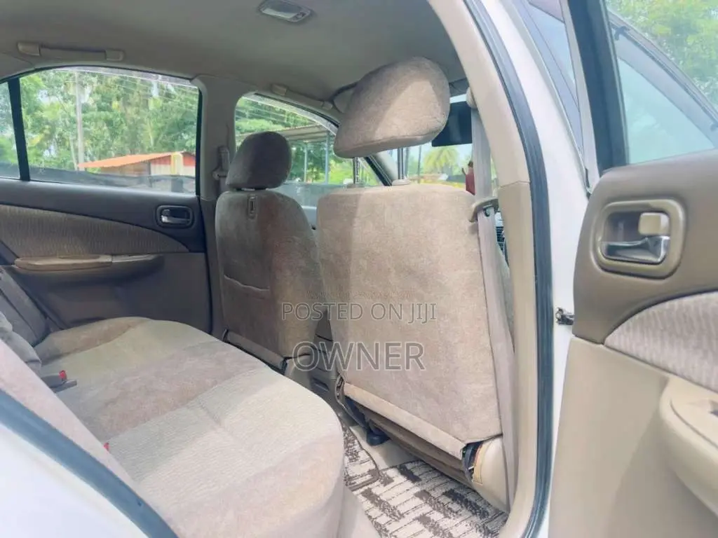Nissan Sunny FB15 2001 Car (Used)
