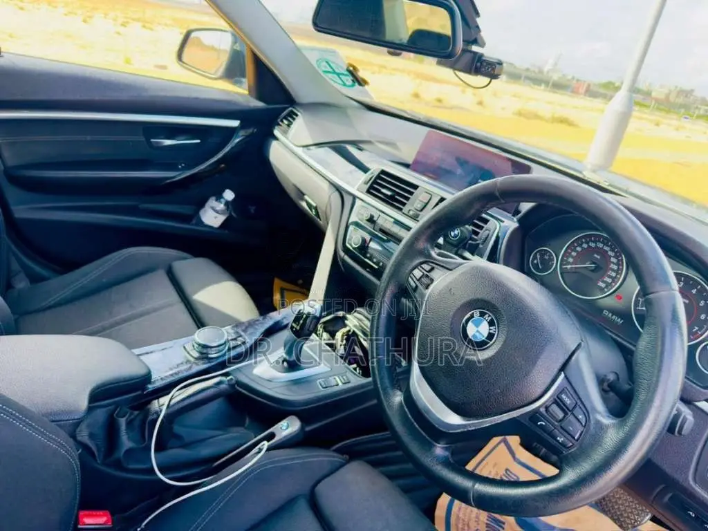 BMW 318i 2016 Car (Used)